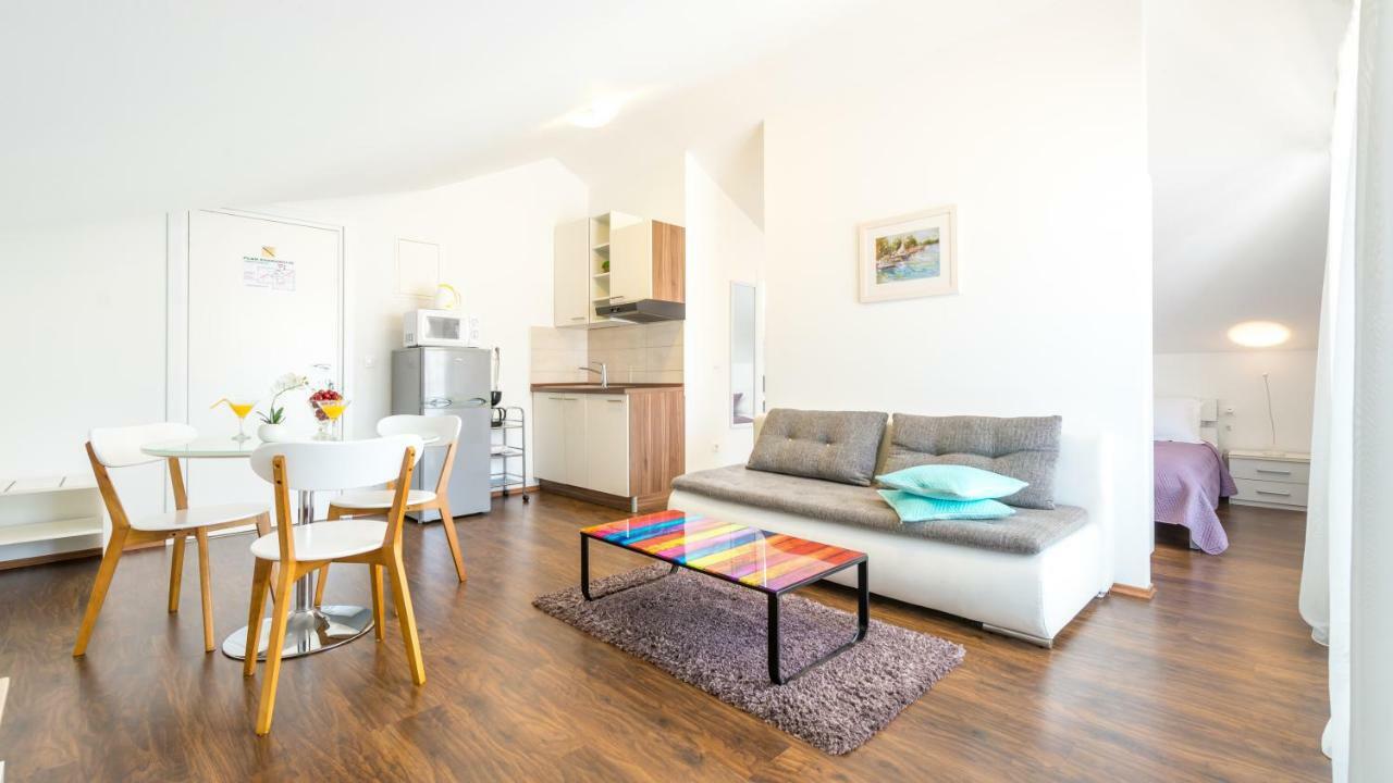 Apartments Sandra Solitudo III ดูบรอฟนิก ภายนอก รูปภาพ