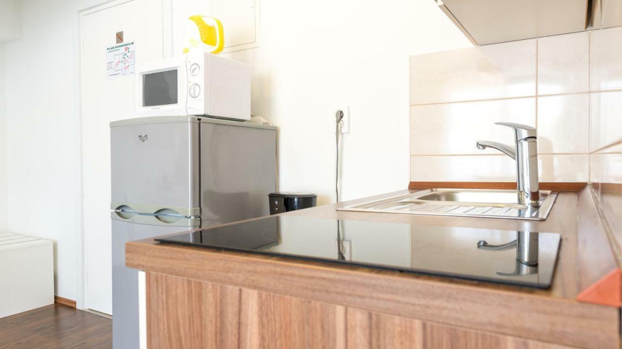 Apartments Sandra Solitudo III ดูบรอฟนิก ภายนอก รูปภาพ